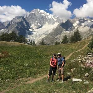 Meet your Posher, Sandy